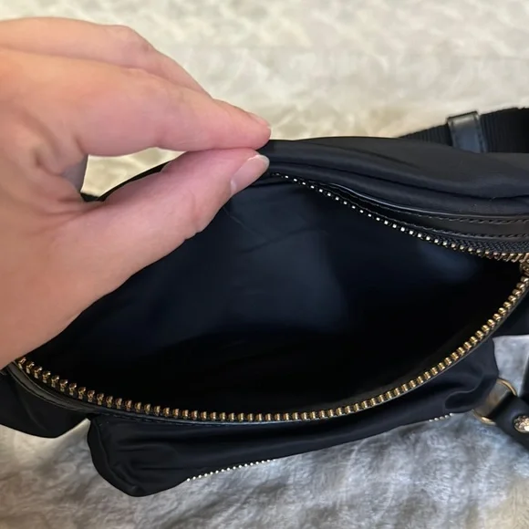 Tory Burch Black Belt Bag - Picture 4 of 7